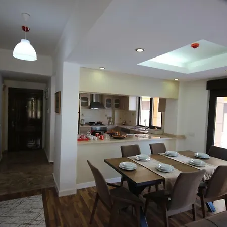 Turqoise With Pool Villa